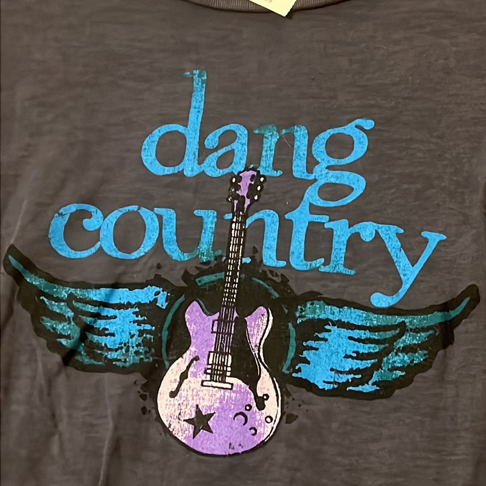 Tee - Picture 2 of 5